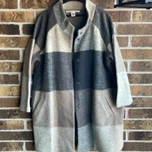 Max Studio Wool Black Gray Plaid Mock Collar Light Coat